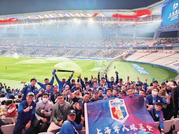 東體介紹上海聾人球迷會：最安靜的助威，最“響亮”的看臺