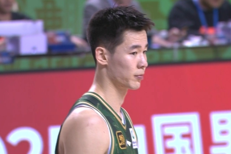 上來就很兇！郭昊文打滿首節(jié) 4中2&罰球6中6獨得10分2籃板